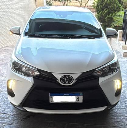 TOYOTA YARIS 1.5 16V FLEX XS CONNECT MULTIDRIVE TOYOTA YARIS 1.5 16V FLEX XS CONNECT MULTIDRIVE